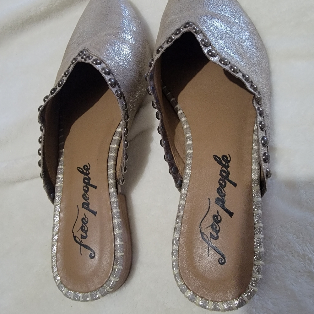Free people slides sz 39